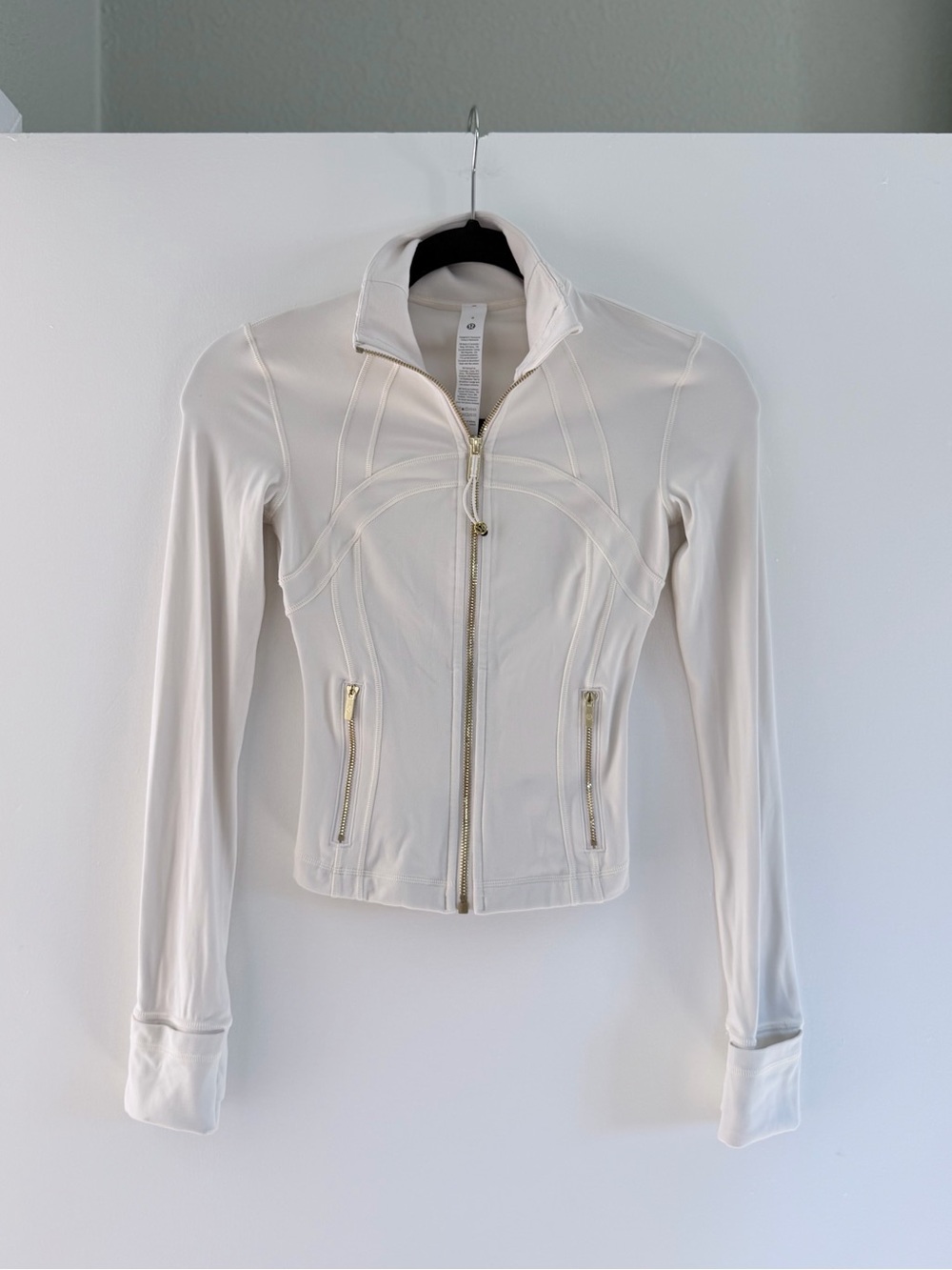 Lululemon Define Jacket Luon Ivory Cream White Gold Zip Slim Fit Size 0 XS